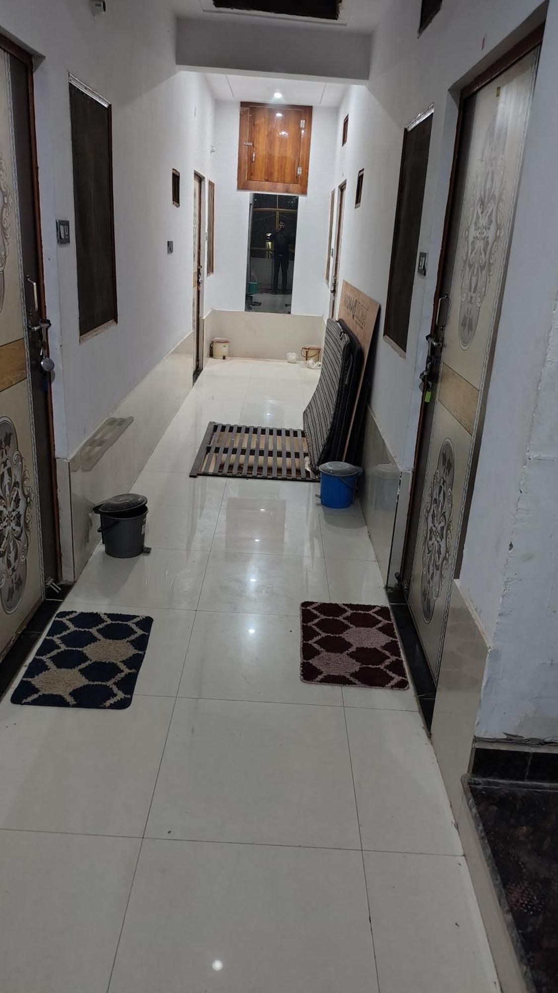 Shri Haridas Kripa Dham Ashram Vrindavan Bilik gambar