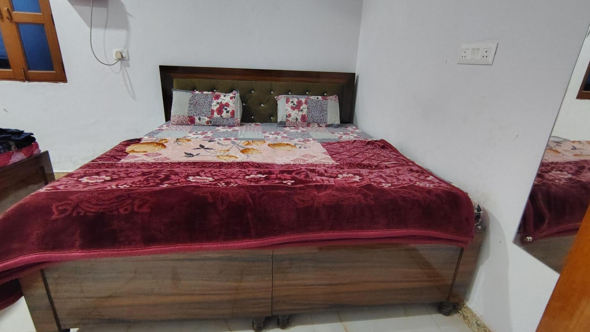 Shri Haridas Kripa Dham Ashram Vrindavan Luaran gambar